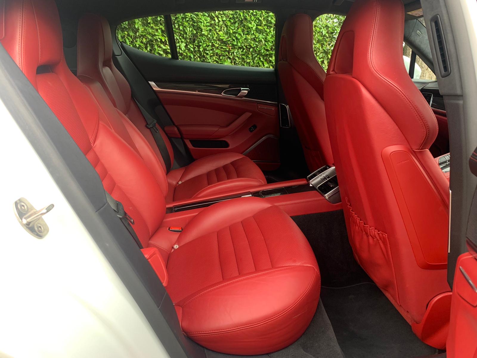 Porsche Panamera 2015 GTS