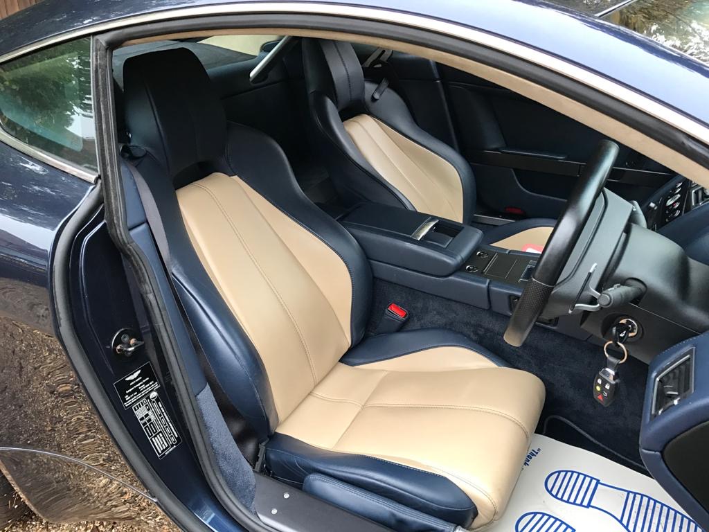 Aston Martin Vantage Sportshift