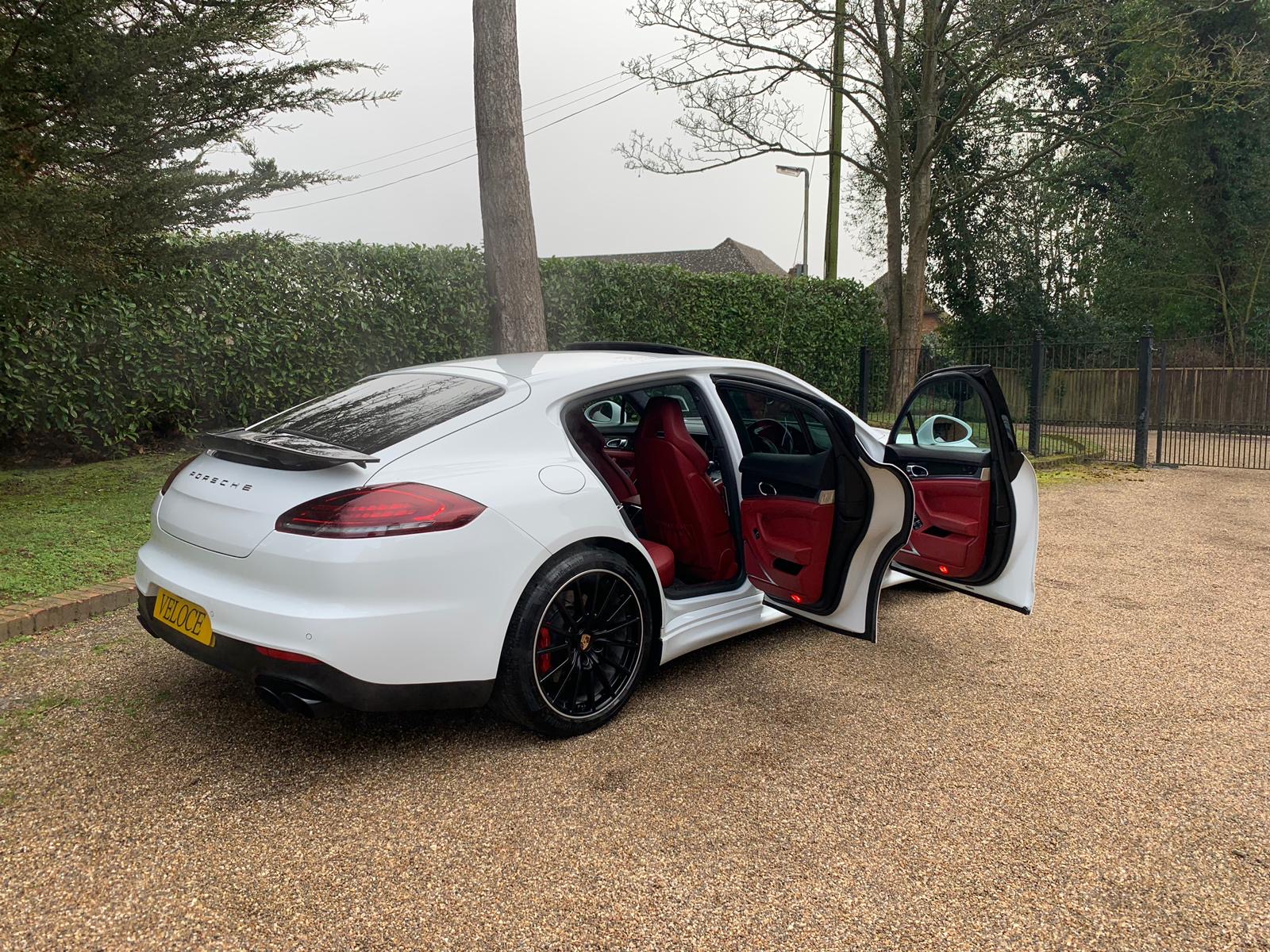 Porsche Panamera 2015 GTS