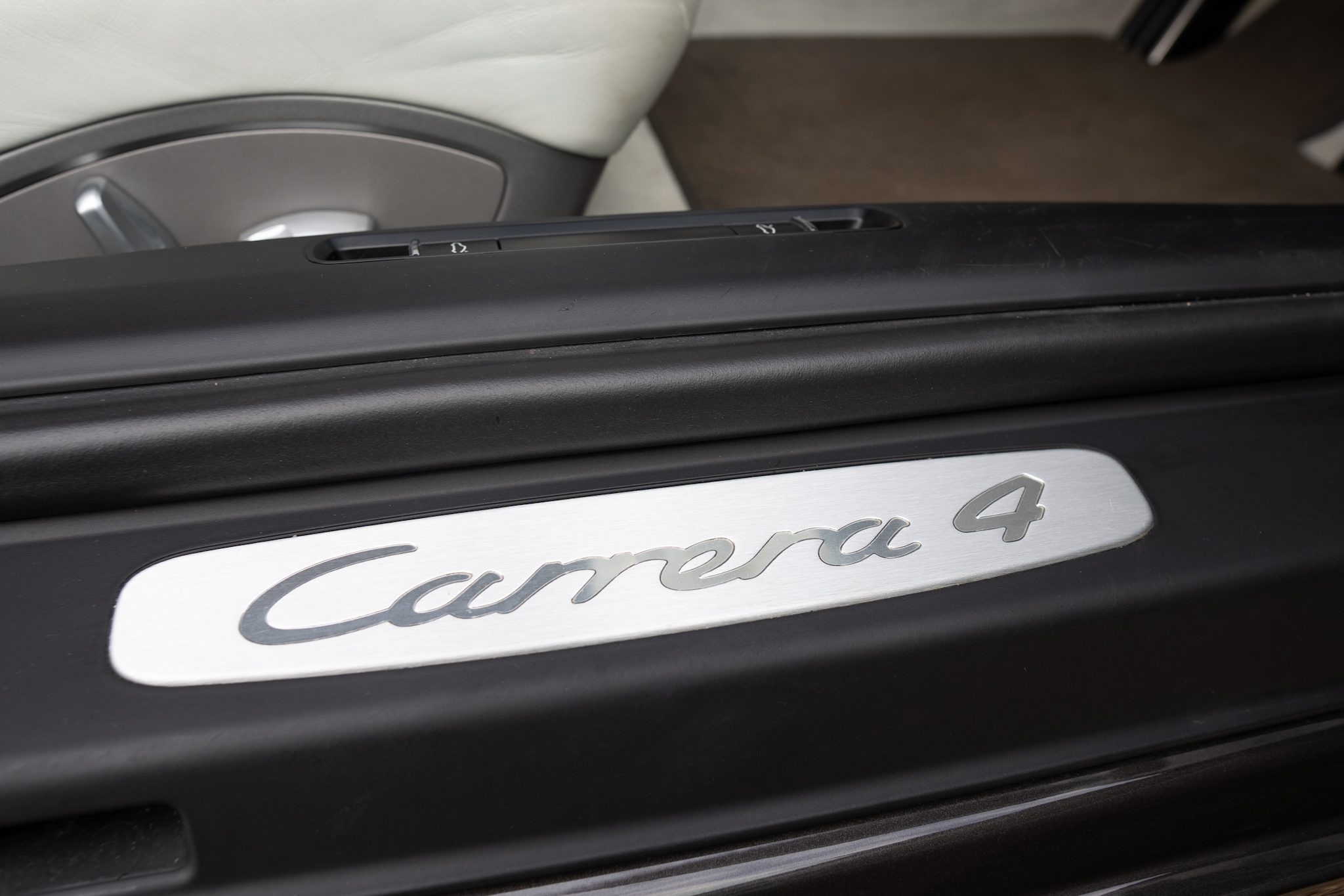 Porsche 911 Carrera 4