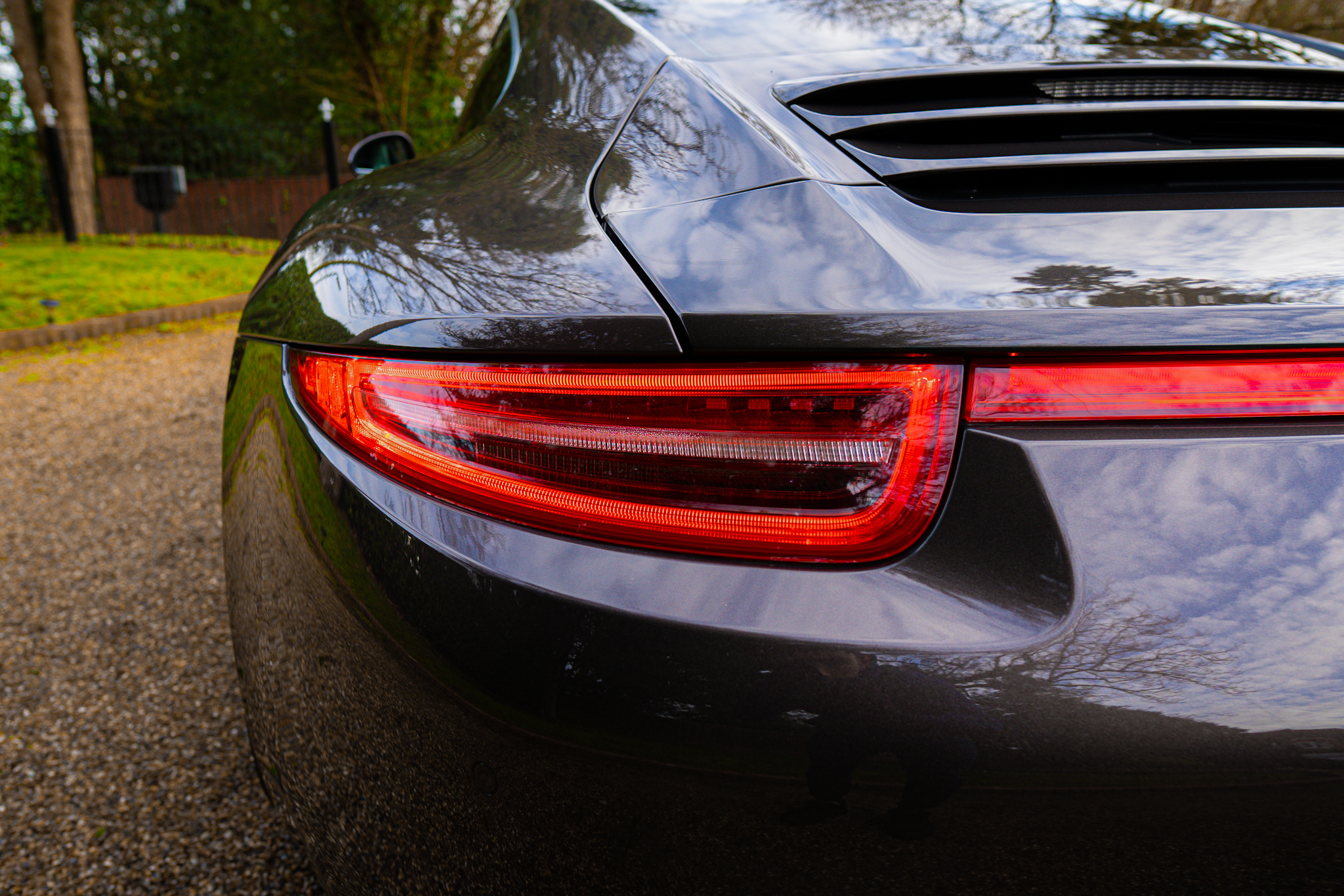 Porsche 911 Carrera 4