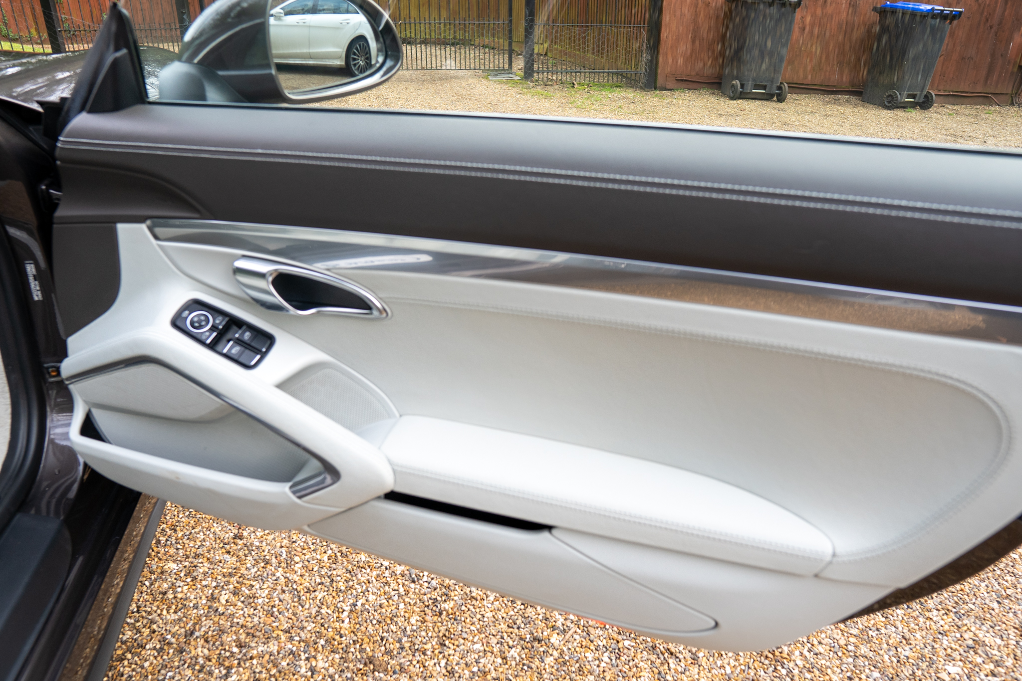 Porsche 911 Carrera 4