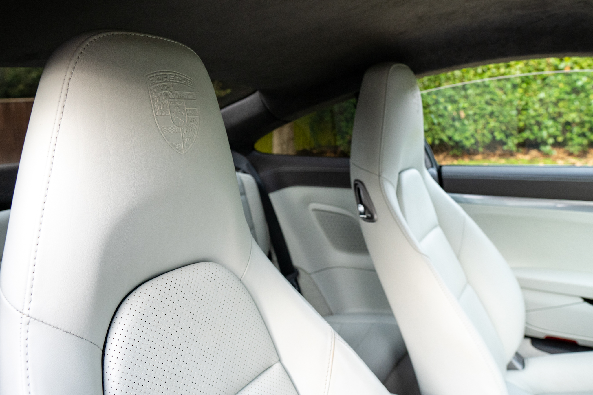 Porsche 911 Carrera 4