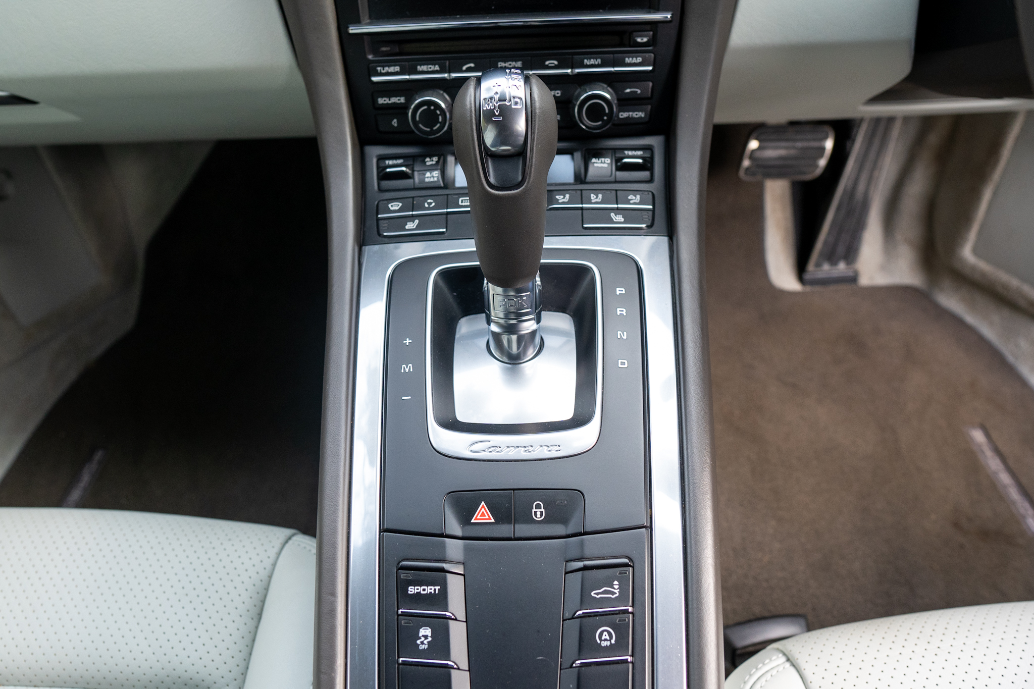 Porsche 911 Carrera 4