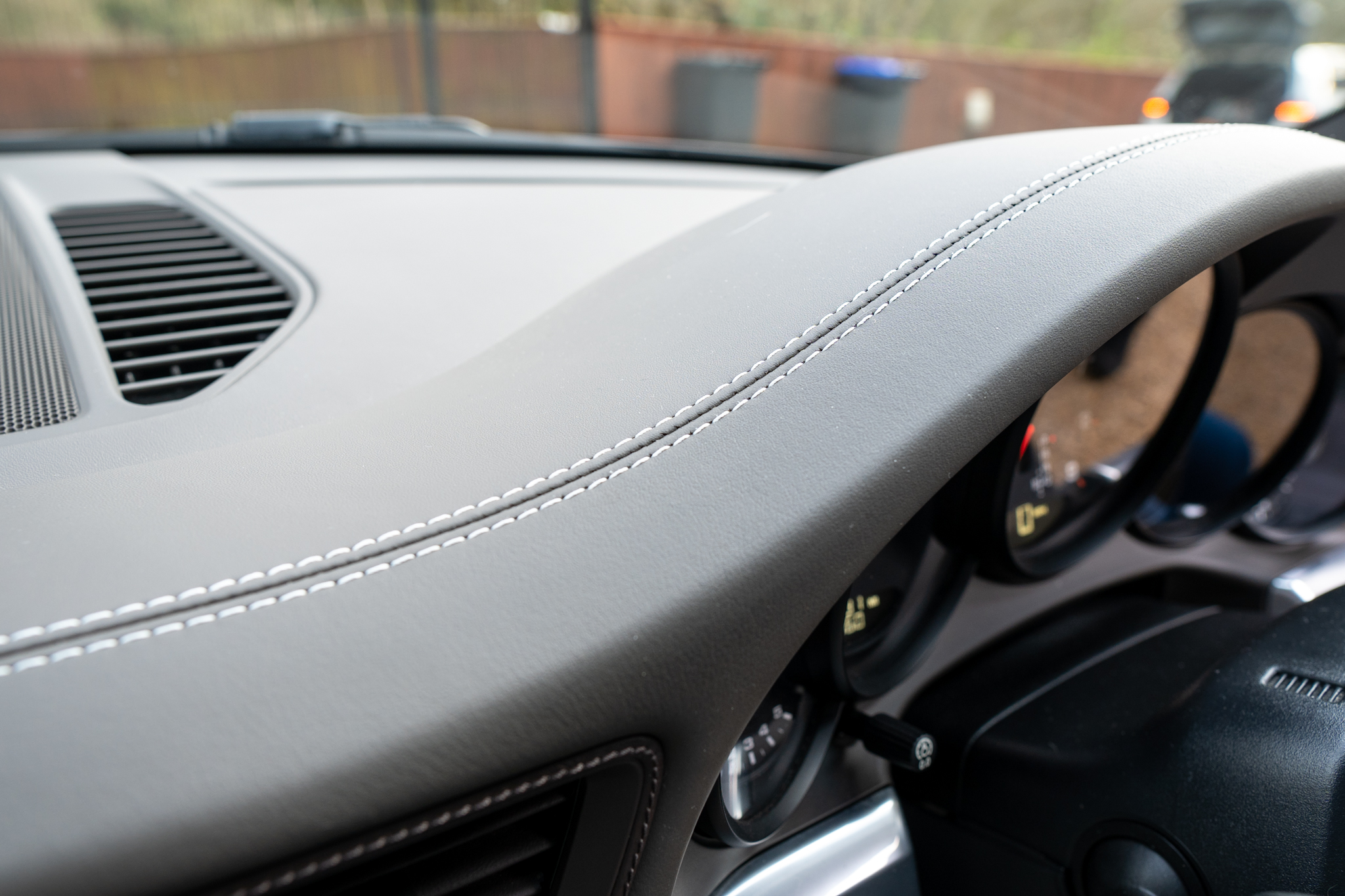 Porsche 911 Carrera 4