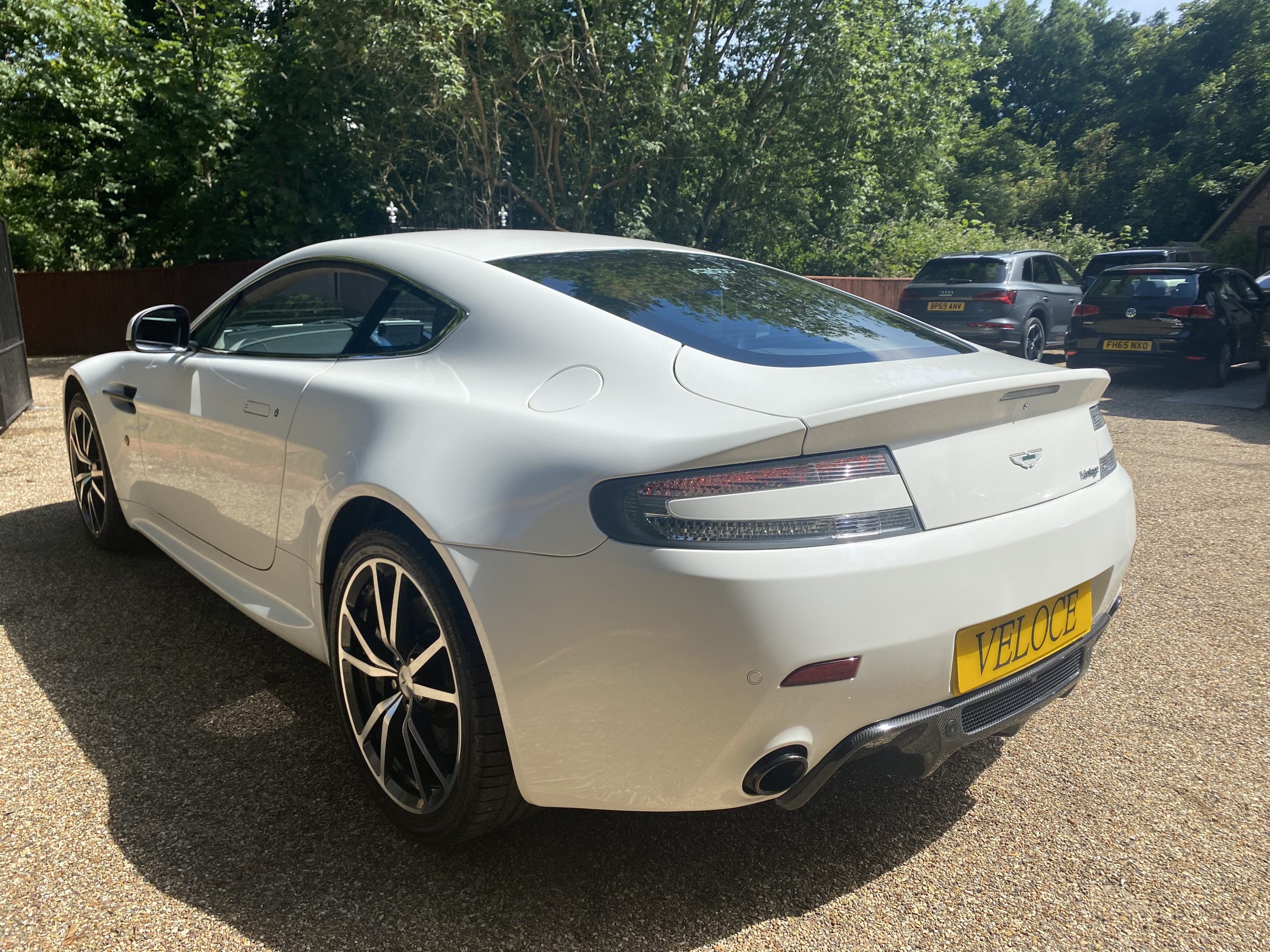 Aston Martin Vantage N420