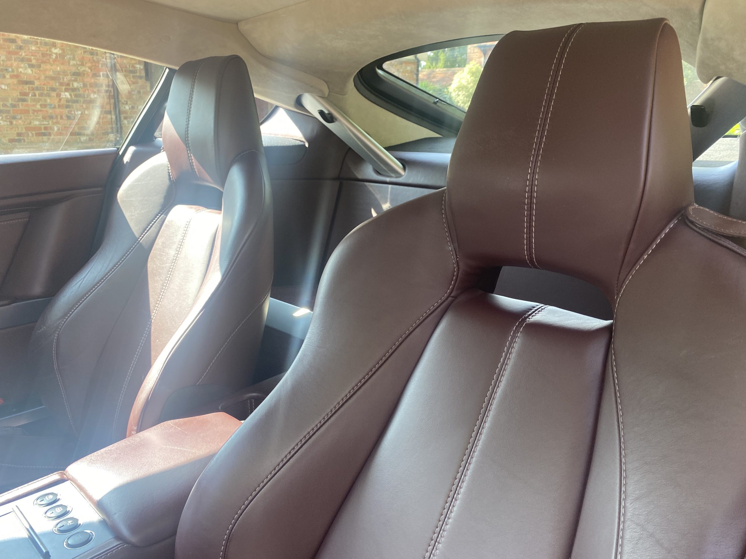 Aston Martin Vantage 2007