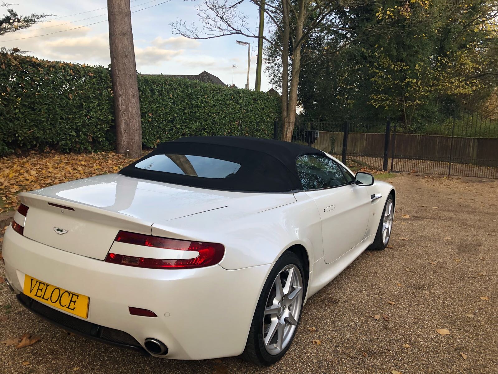 Aston Martin Vantage Roadster Sportshift