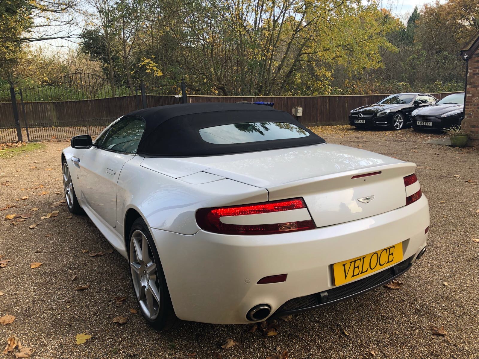Aston Martin Vantage Roadster Sportshift