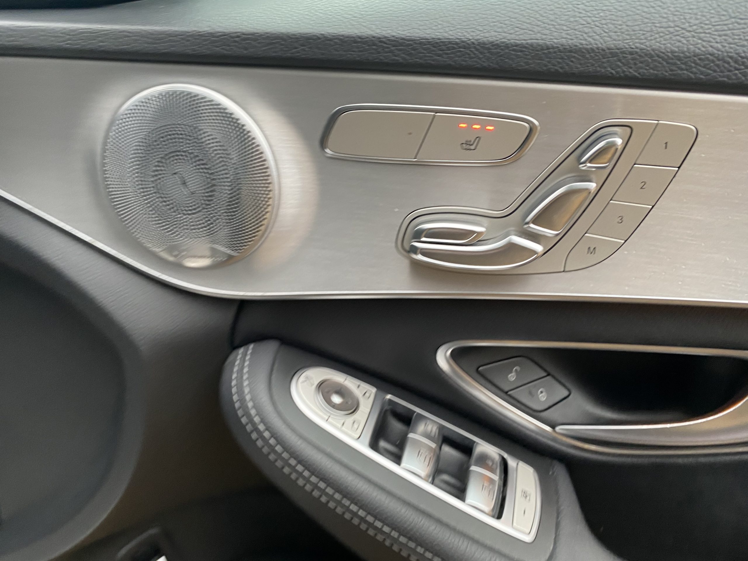 Mercedes C300H AMG Line