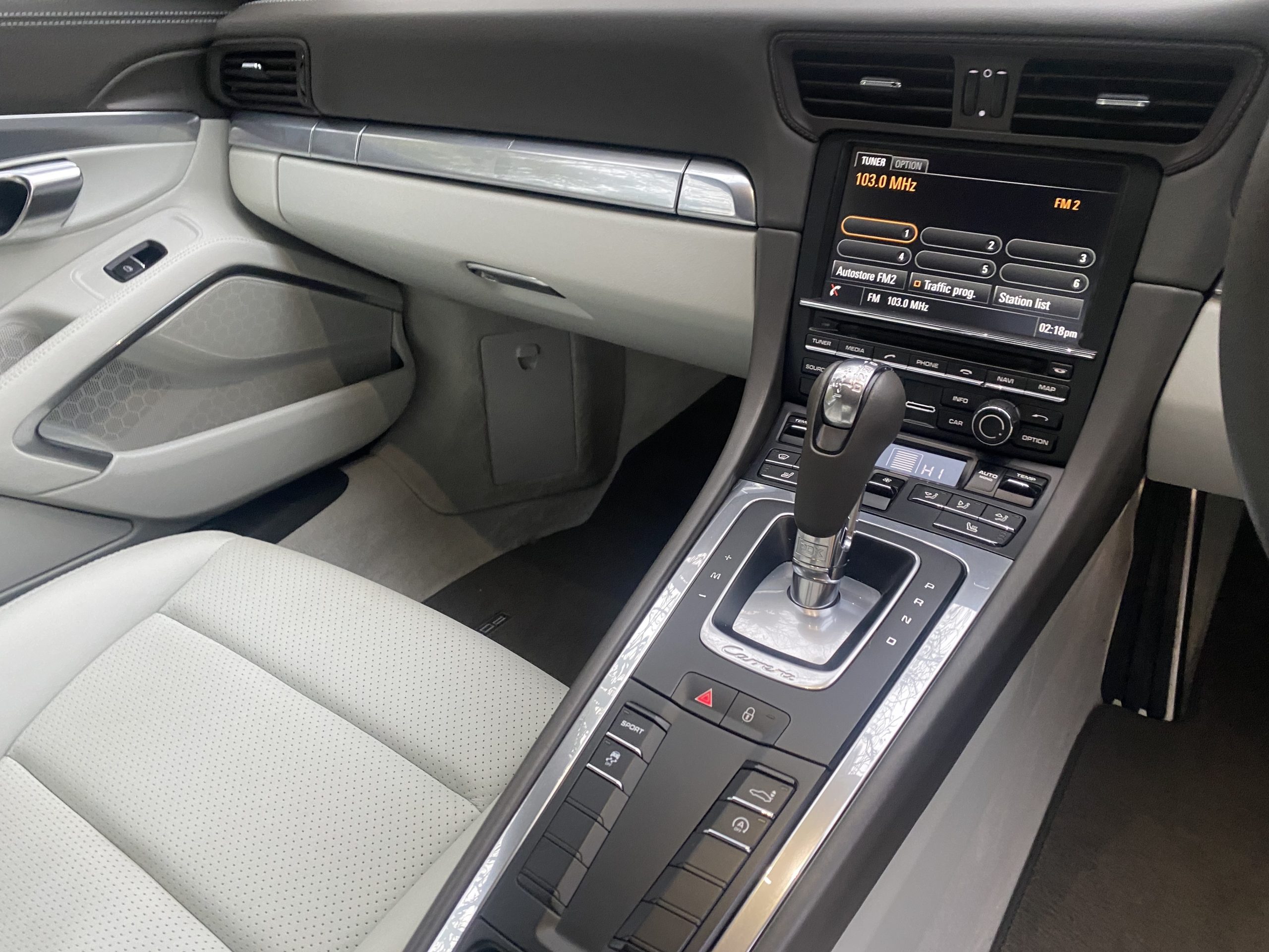 Porsche 911 Carrera 4