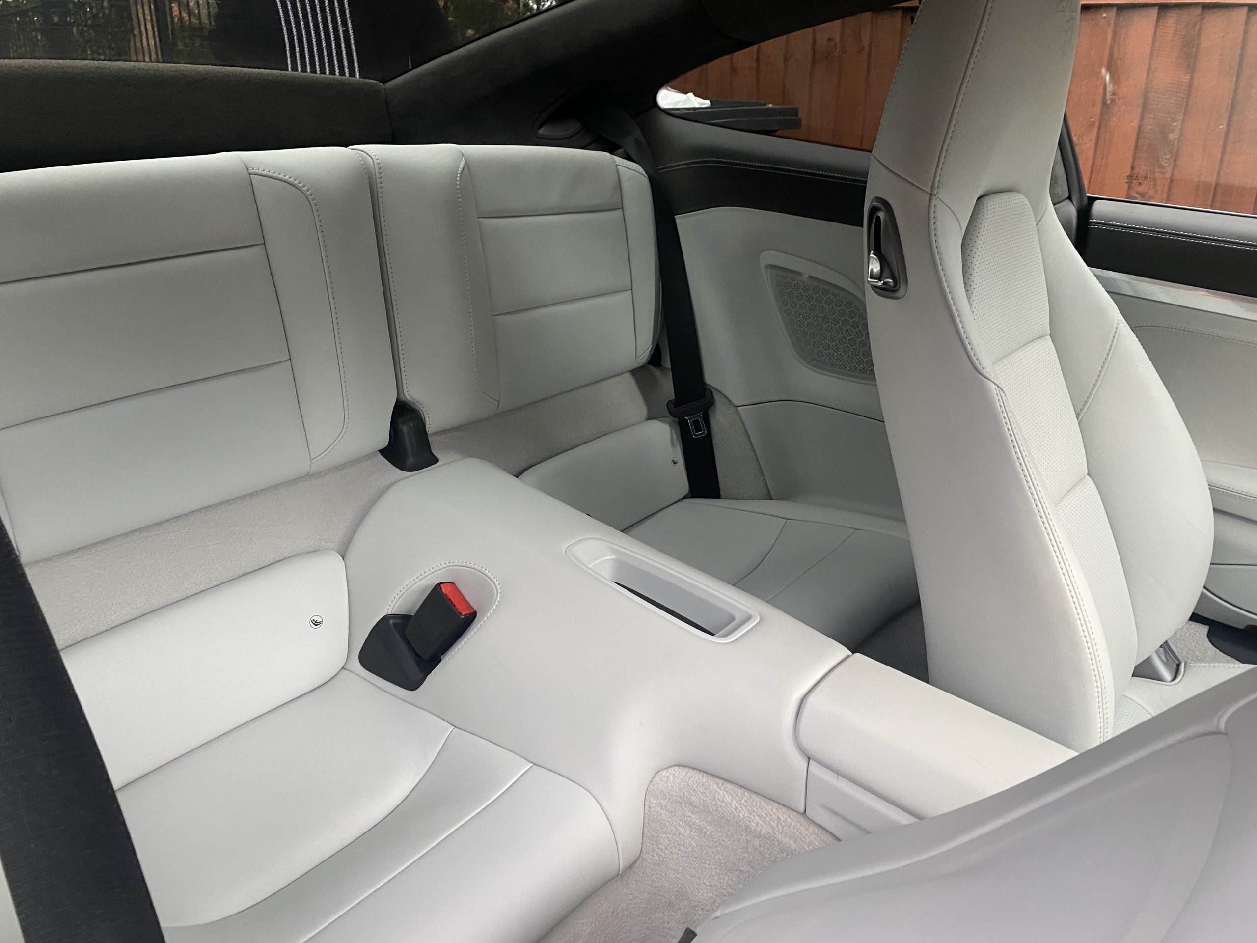 Porsche 911 Carrera 4