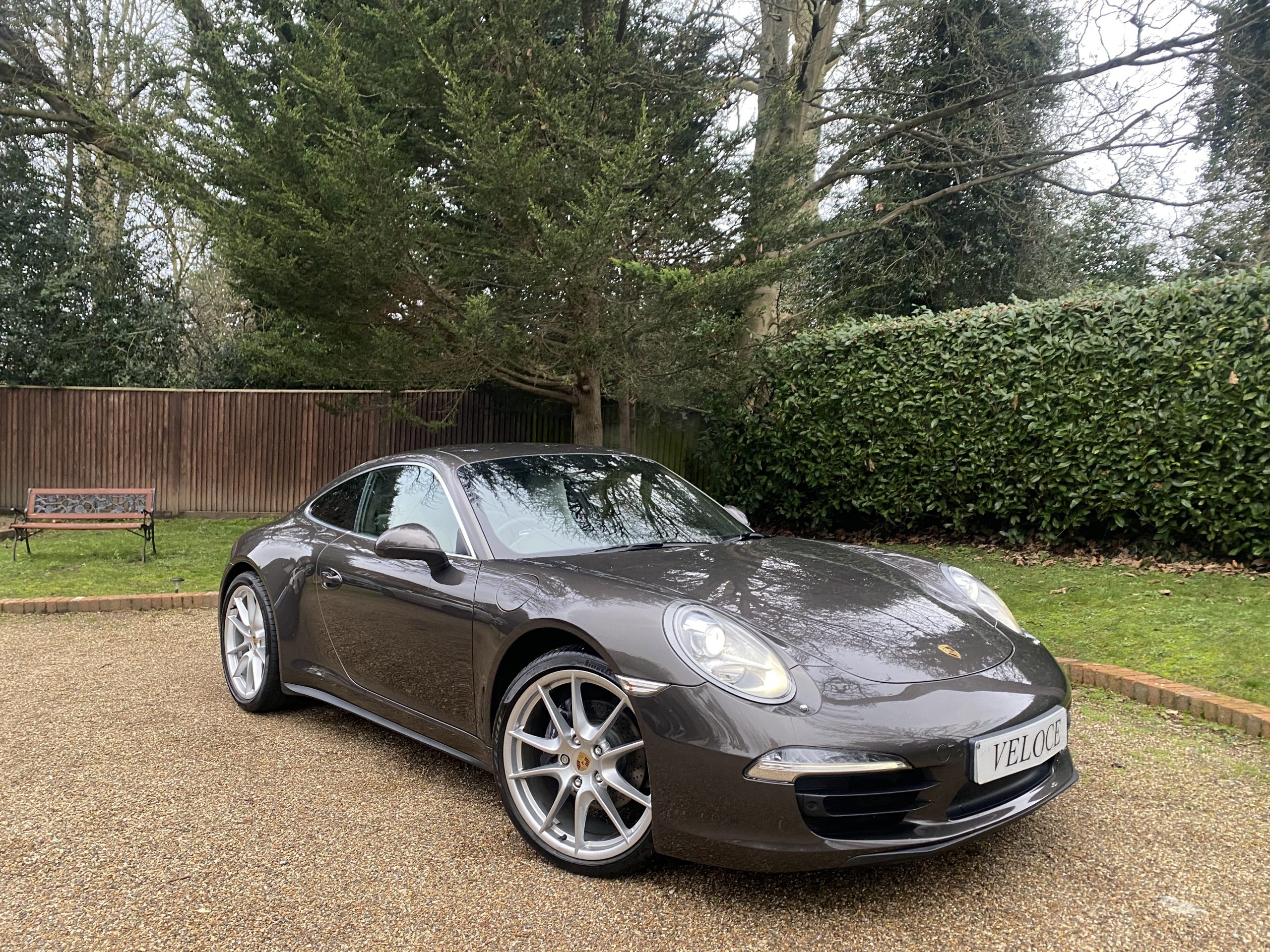 Porsche 911 Carrera 4