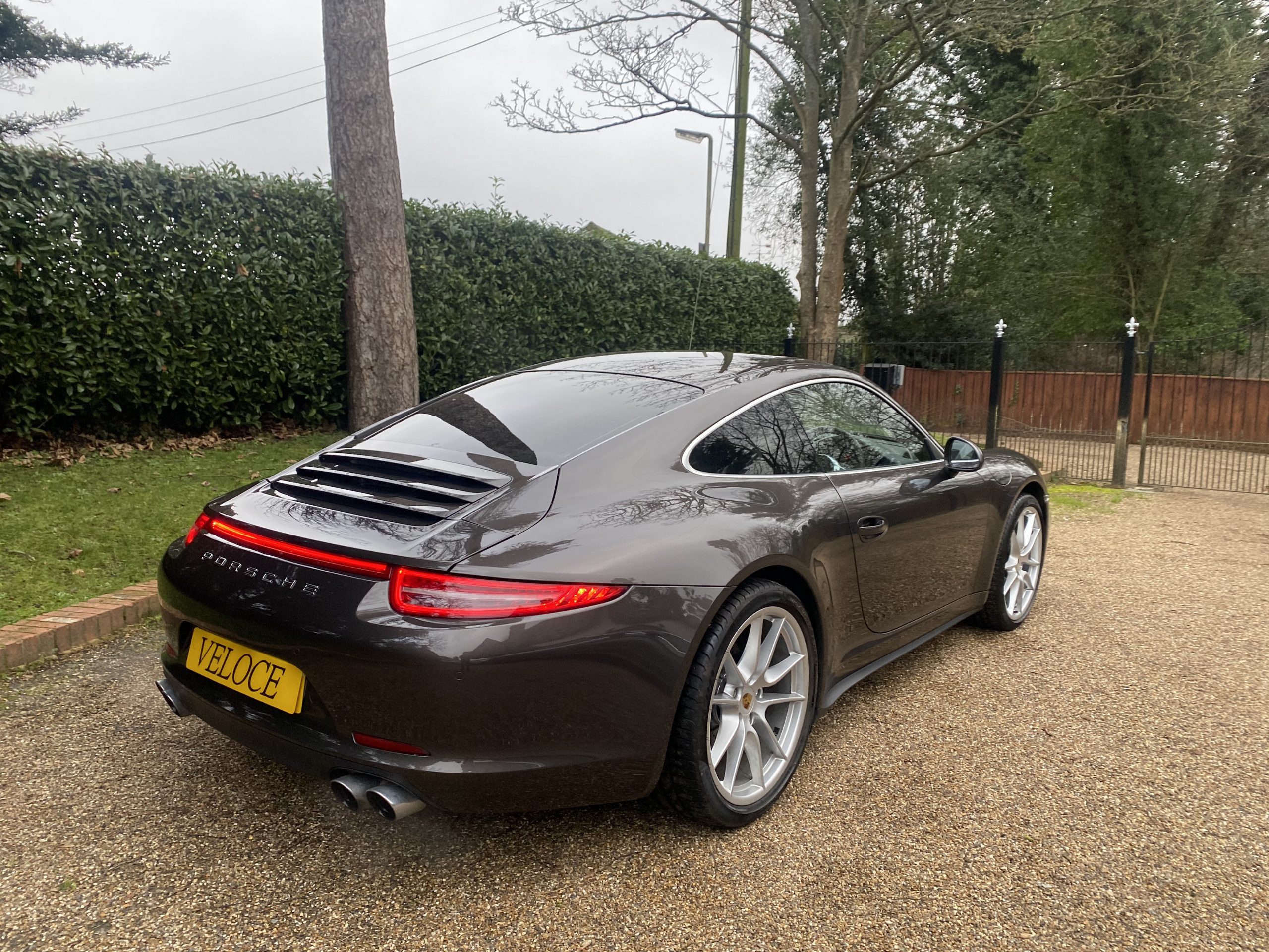 Porsche 911 Carrera 4