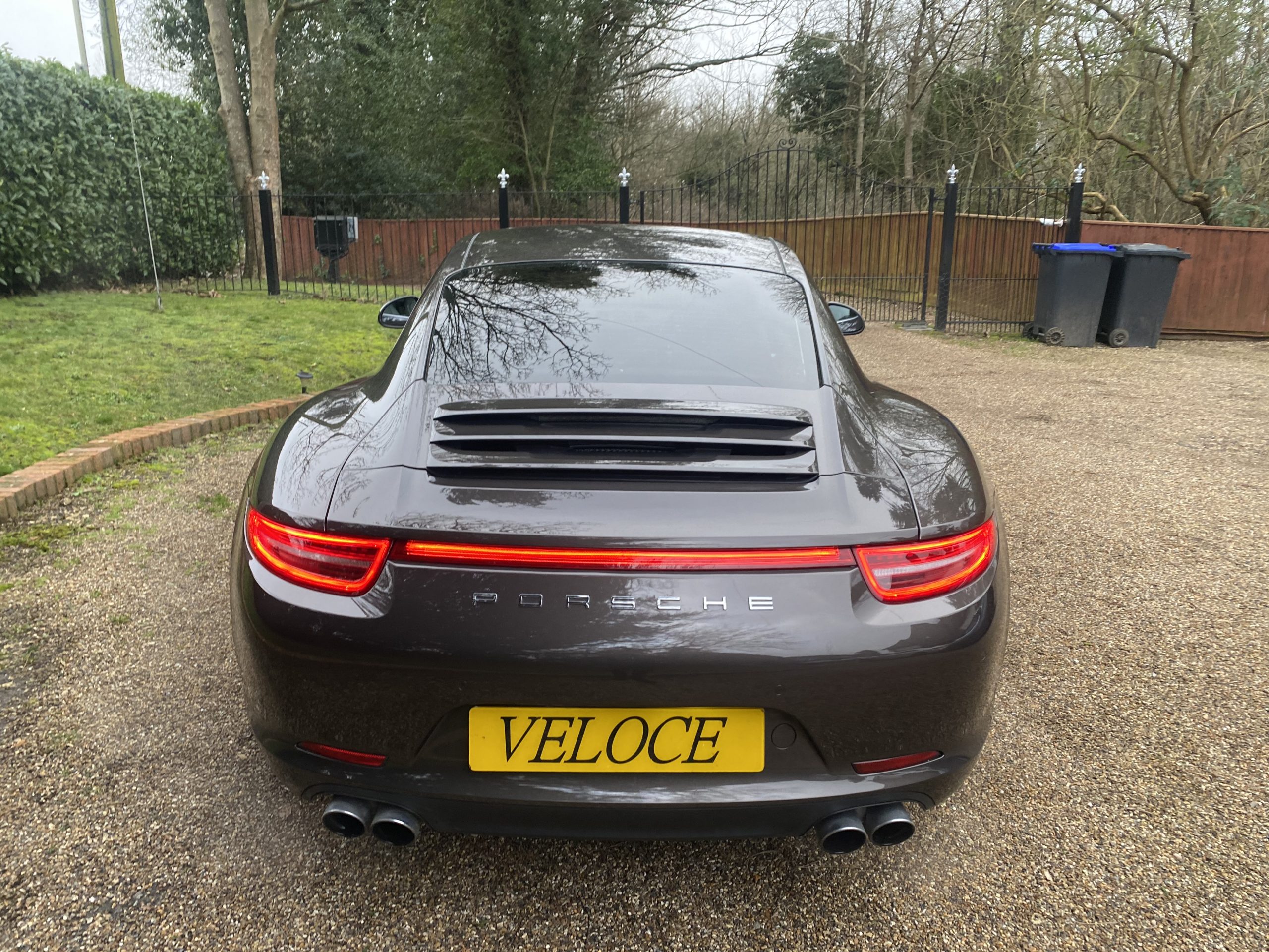 Porsche 911 Carrera 4