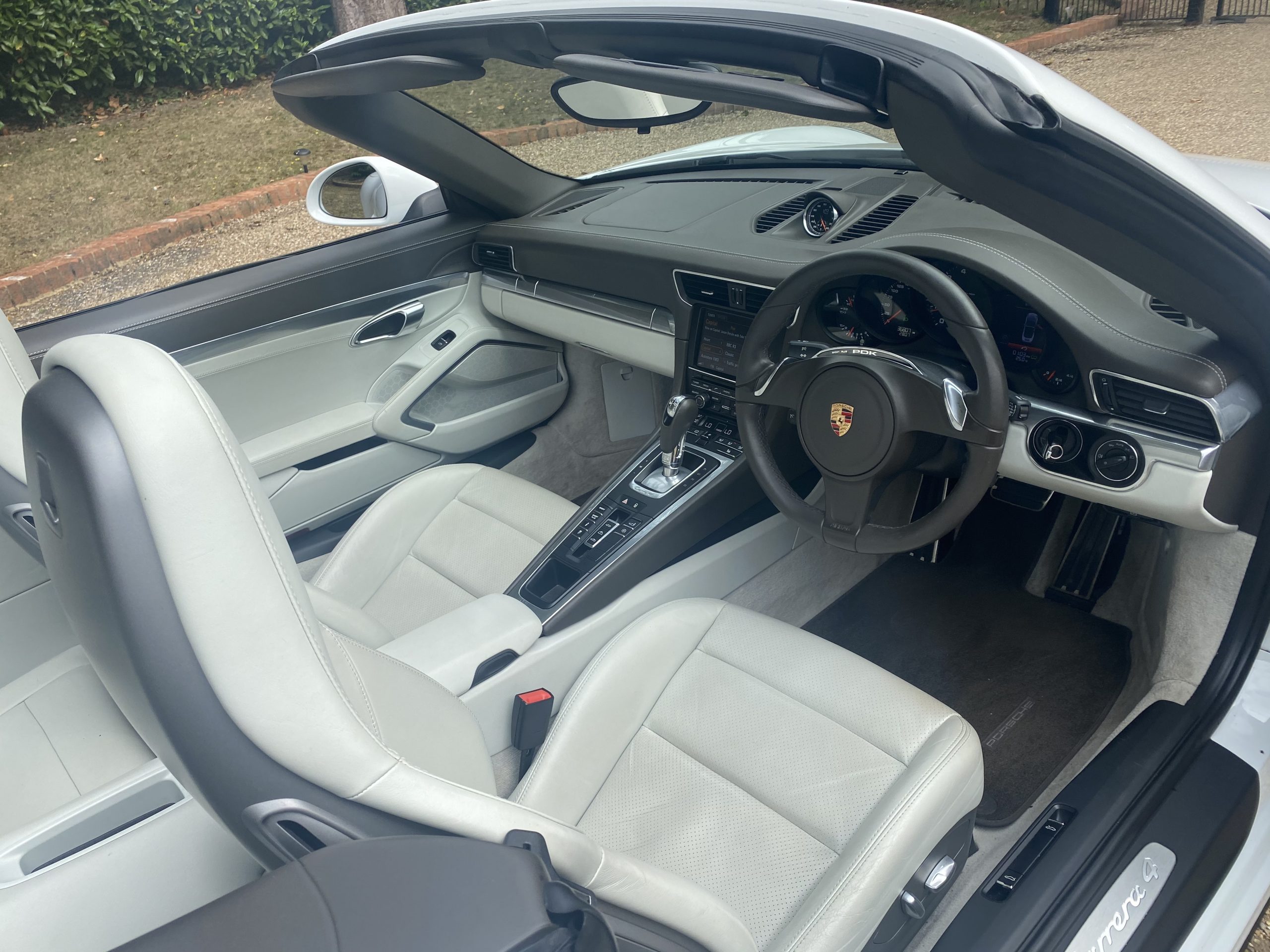 Porsche 911 991 Carrera 4