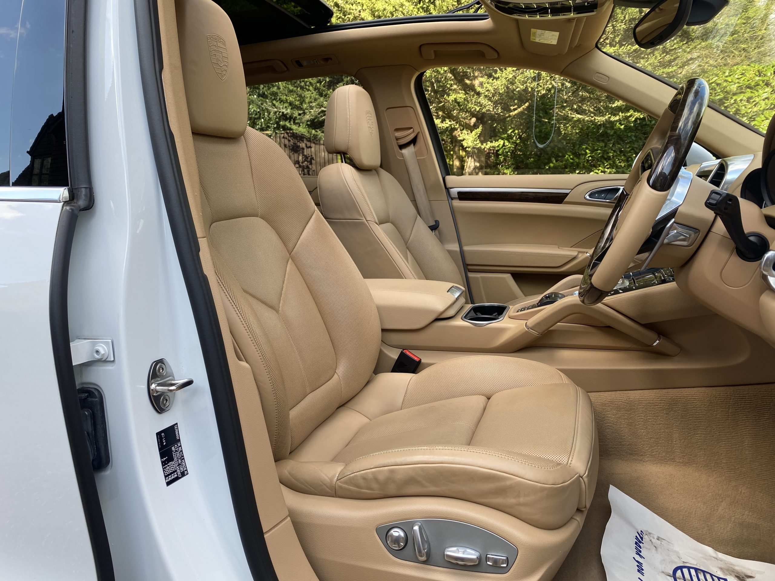 Porsche Cayenne Hybrid 2016