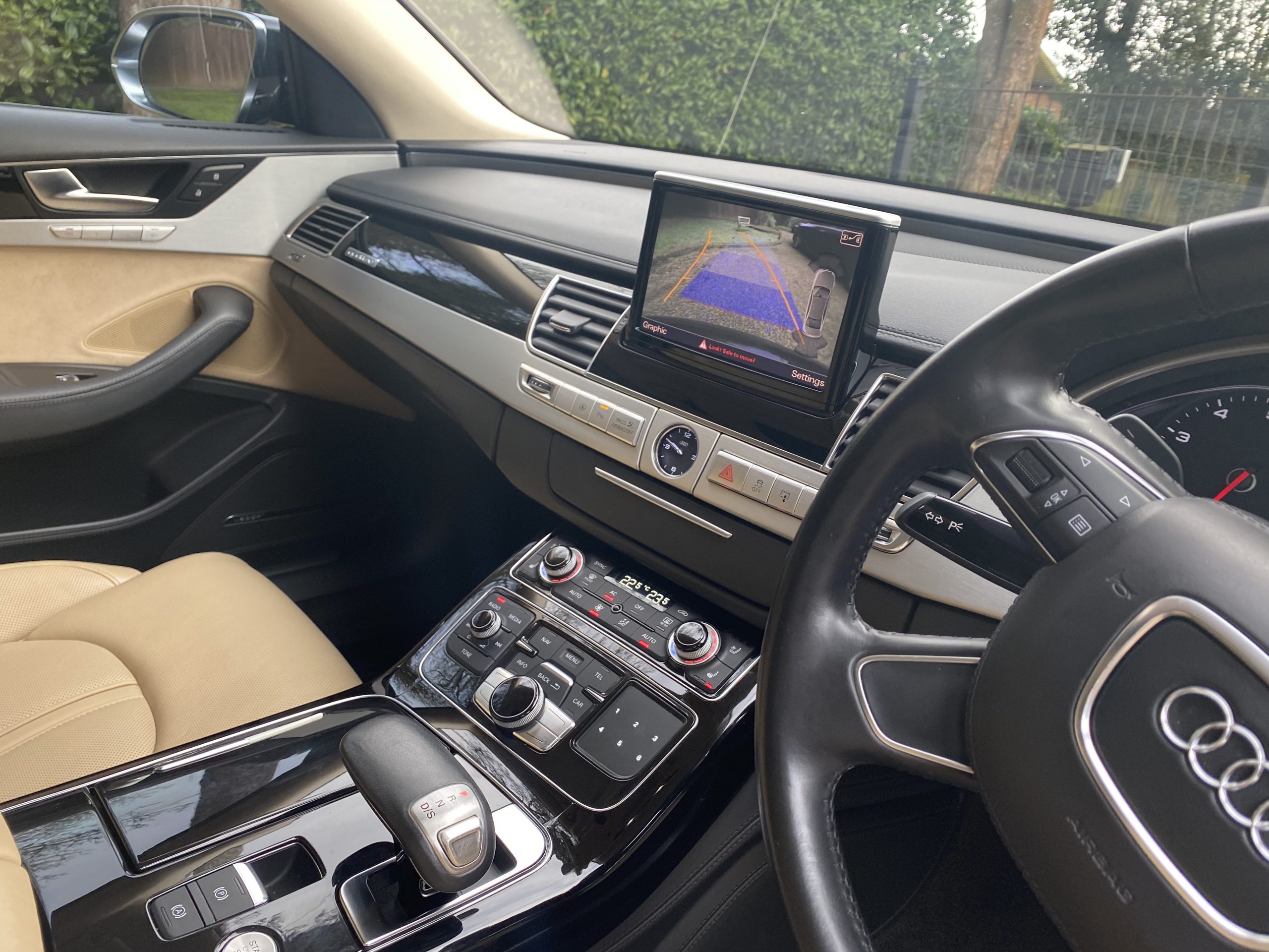 Audi A8 6.3 W12 2014