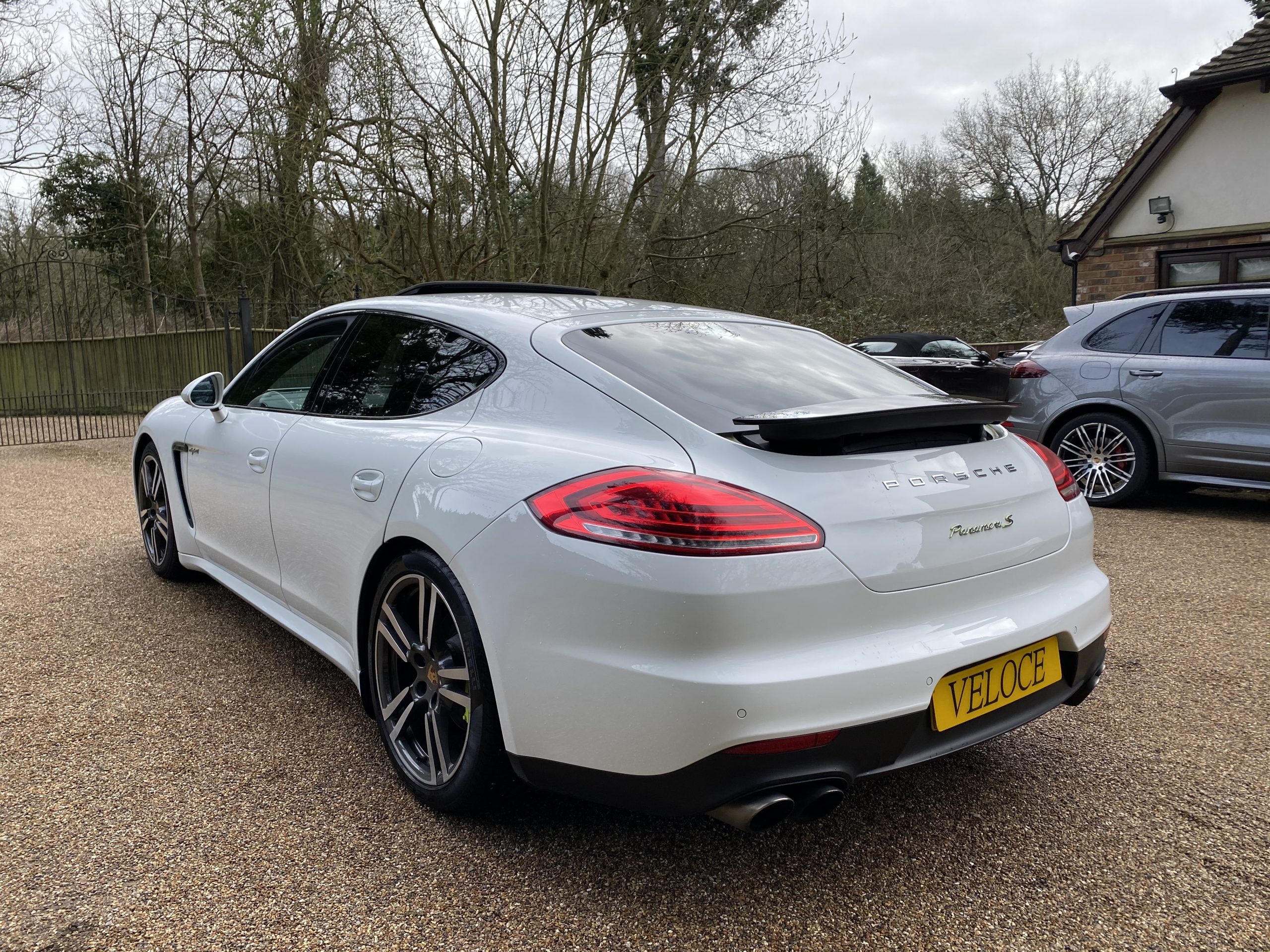 Porsche Panamera Hybrid 2016