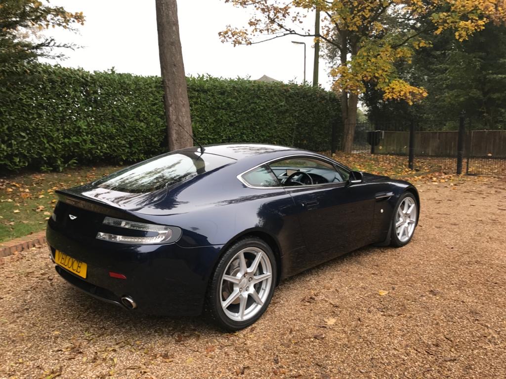 Aston Martin Vantage Sportshift – Veloce Autos