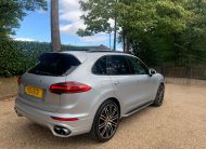 Porsche Cayenne E Hybrid Facelift