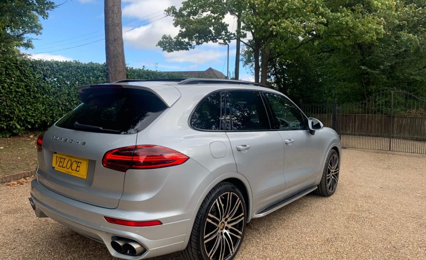 Porsche Cayenne E Hybrid Facelift